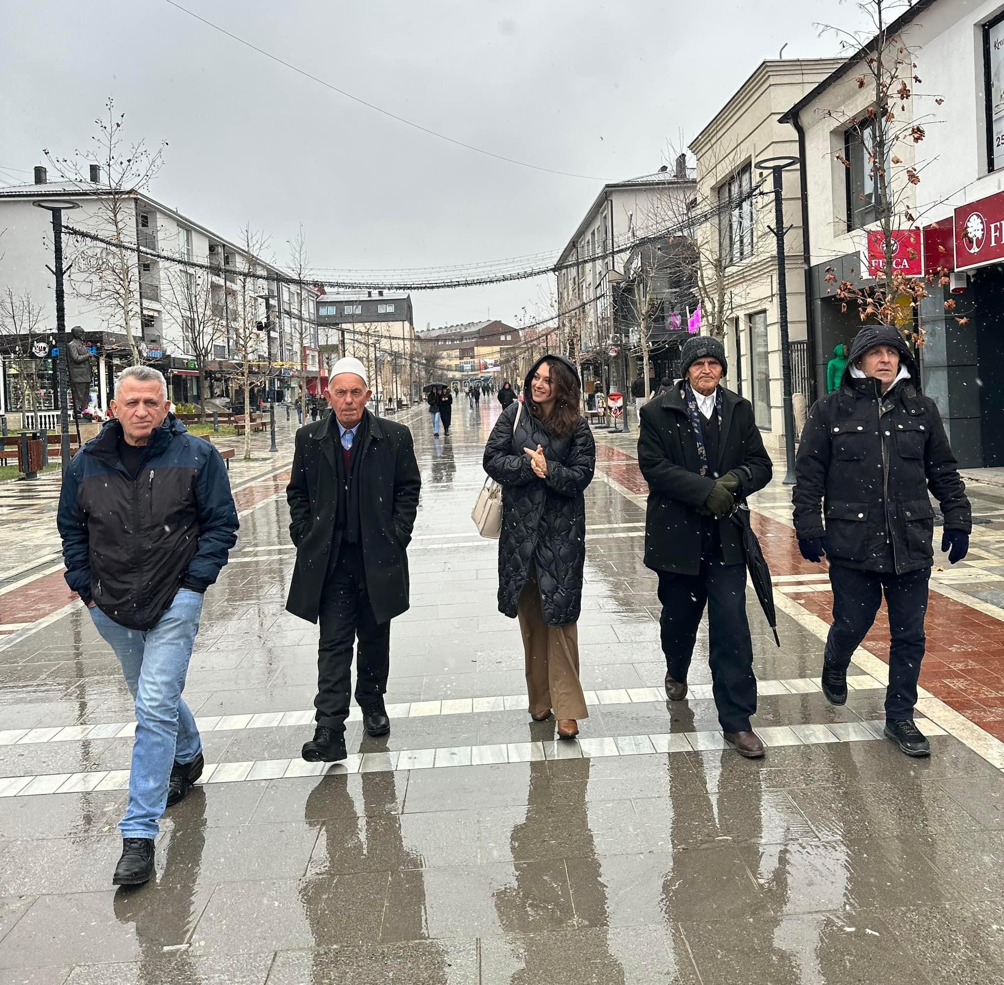 Kica-Xhelili: Një ditë me borë në Llap e me zemrën e ngrohtë