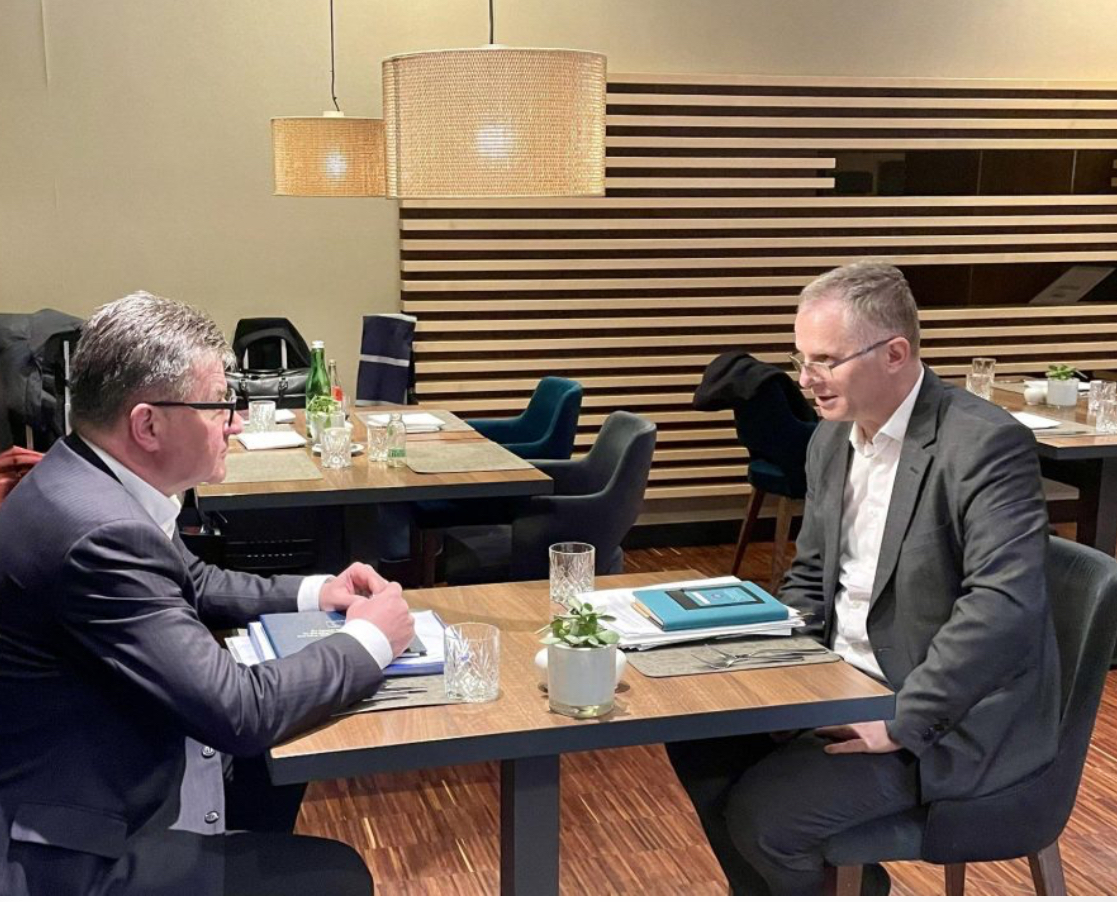 Bislimi për takimin me Lajçak në Vjenë: Biseduam edhe për pasaportat e paligjshme të lëshuar nga Serbia