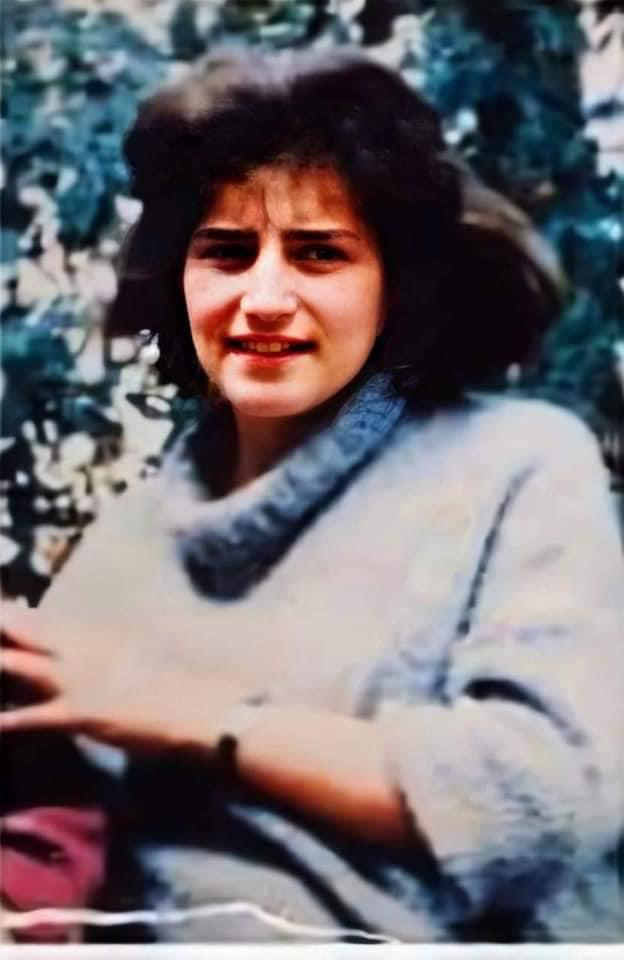 Neser mbahen homazhe per Ylfete Humollin, pjesëmarres edhe kryeministri Kurti