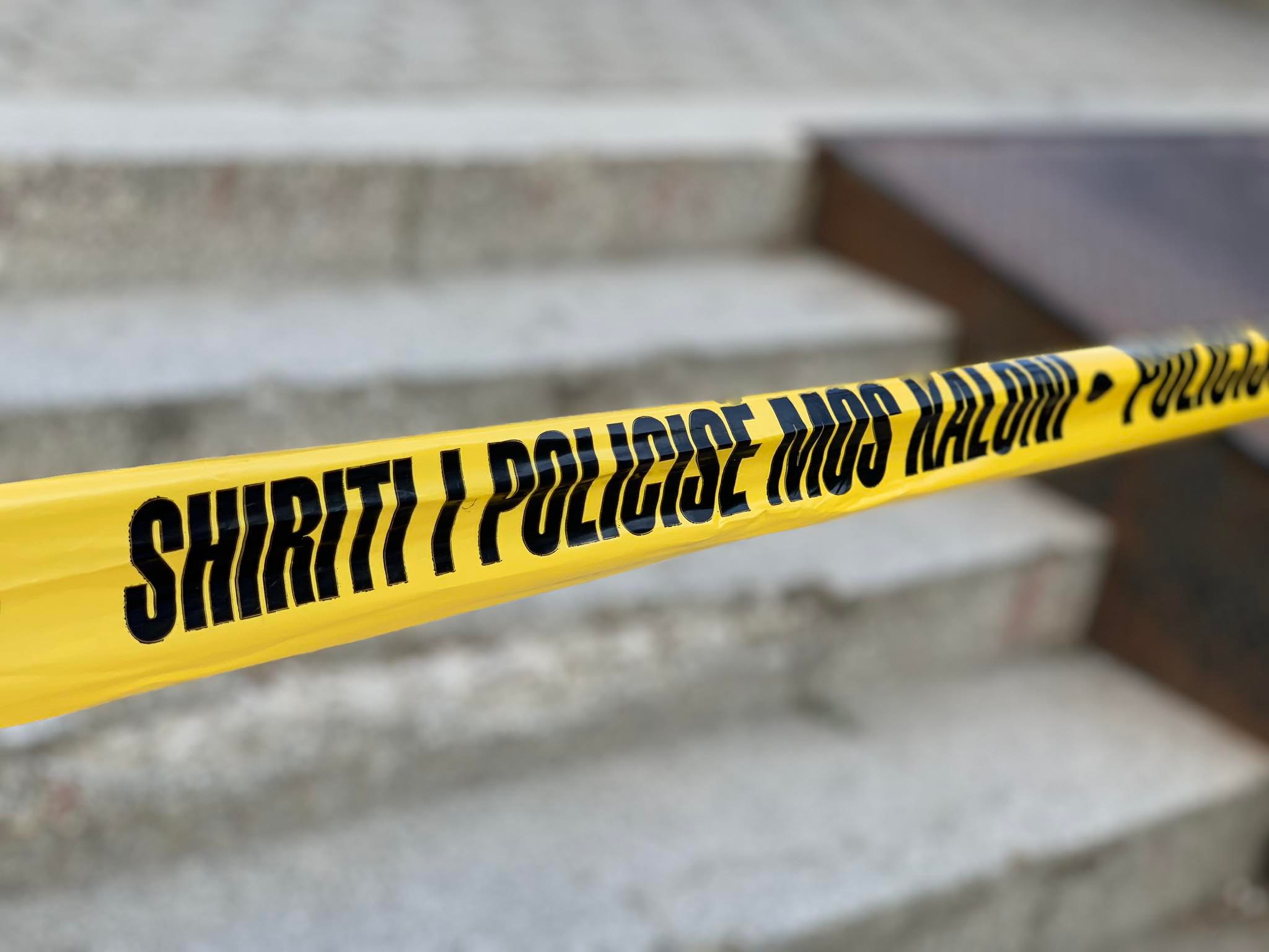 E rëndë: Gjendet pa shenja jete një grua në Obiliq, dyshohet për vetëvrasje