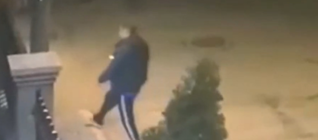 KUJDES! PAMJE TE RENDA/ Publikohen pamjet e vrasjes së dyfishtë në Korçë