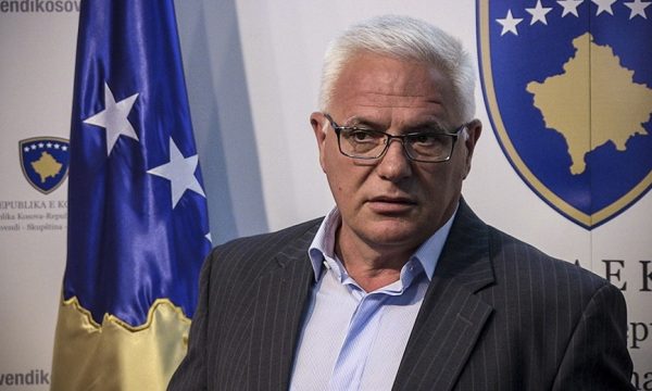 Grabovci e quan Kurtin mashtrues: Në historinë e Kosovës do të mbetet Qeveria më e dështuar