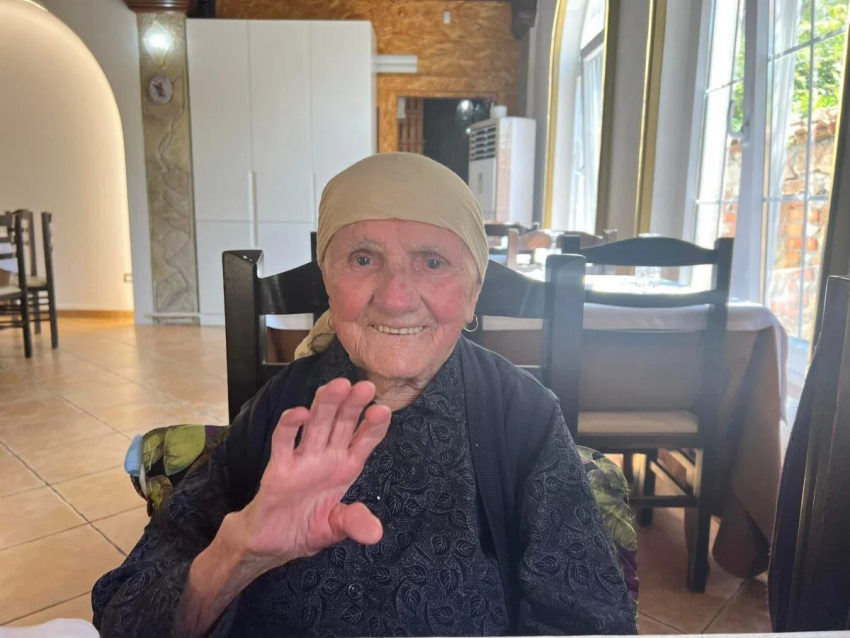 Vdes gruaja më e vjetër në Mitrovicë, 108 vjeçarja Bahtije Idrizi