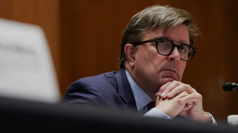 O’Brien viziton Malin e Zi