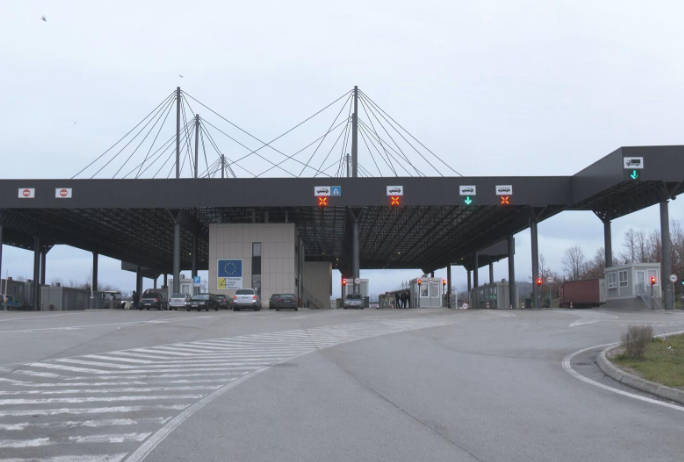 Sulmohet fizikisht një polic në Merdar