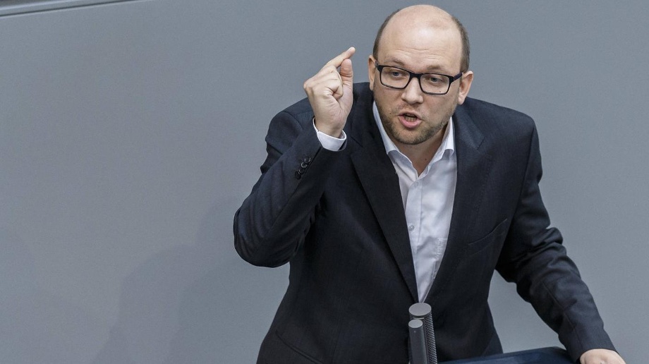 Sarrazin: Kosova dhe Serbia duhet ta çojnë përpara zbatimin e Ohrit