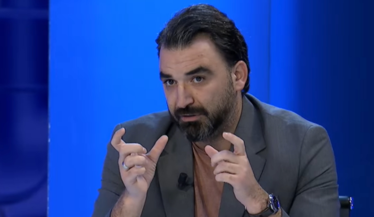 Gazetari Mehmetaj: Pushteti i Kurtit që nuk e dënon Konjufcën e s’hap rast për Martin Berishaj po më përndjek mua