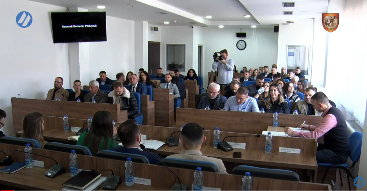 Kush foli e kush nuk u dëgjua kurr në Kuvendin e Podujevës e mësoni në këtë raport