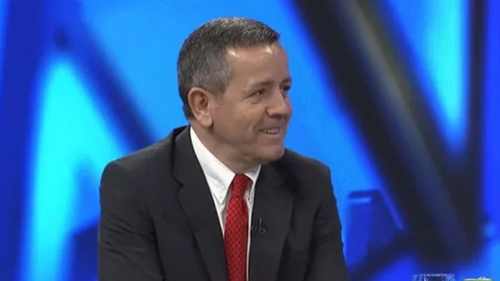 Mustafa “bëhet” kryeministër, shkruan në vend të Kurtit – kërkon lirimin e Thaçit e të tjerëve