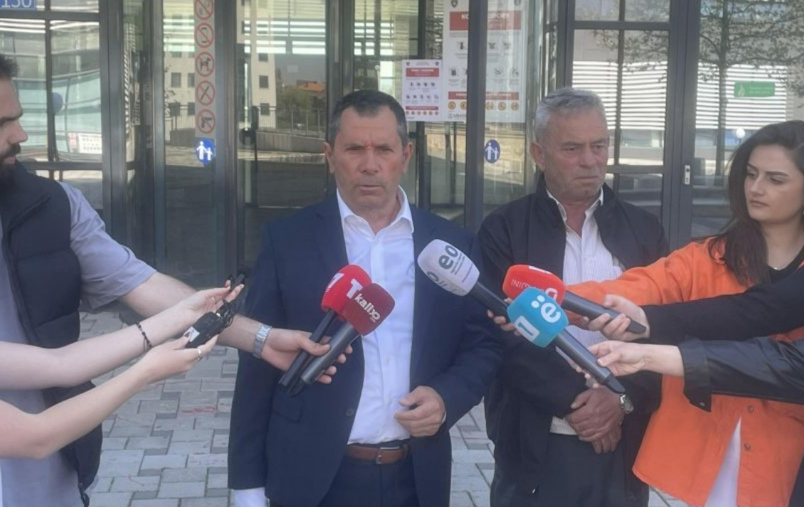 Deklarohen avokatët pas seancës për vrasjen e 18-vjeçarit në Podujevë