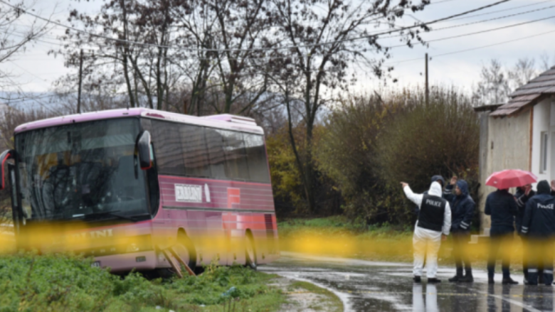 “Ka vetu, e ka bo Zoti dritë dhe e kom pa atë njeri”, thotë dëshmitarja për vrasjen e trefishtë në Gllogjan