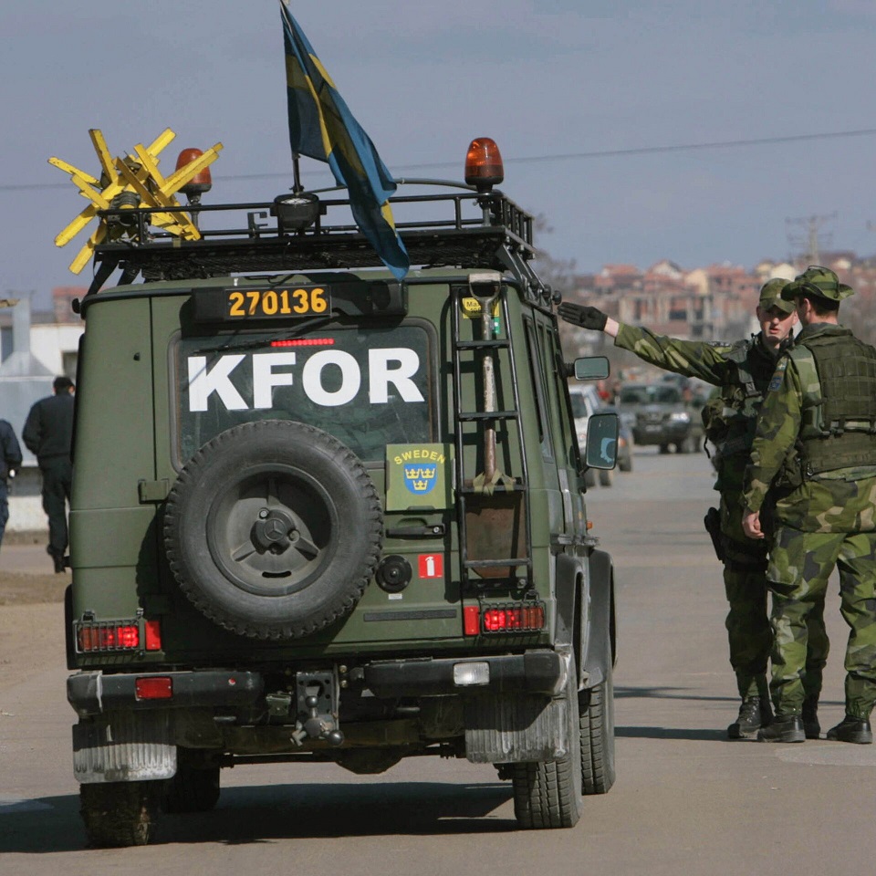 KFOR-i konfirmon vetaksidentin në Leposaviq: Brenda veturës ishin katër ushtarë