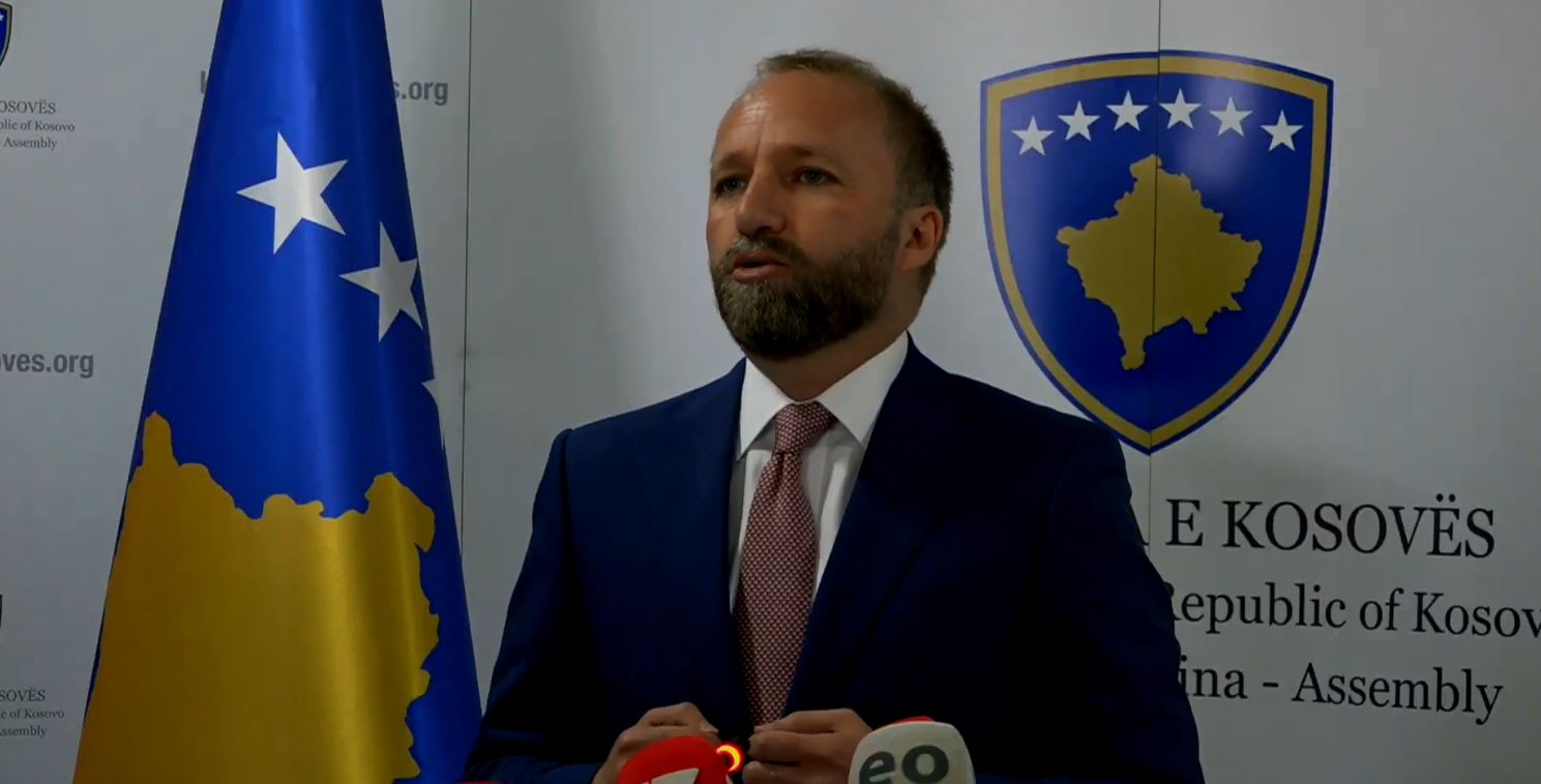 PDK-ja propozon dy data për mbajtjen e zgjedhjeve, fton partitë tjera ta votojnë mocionin