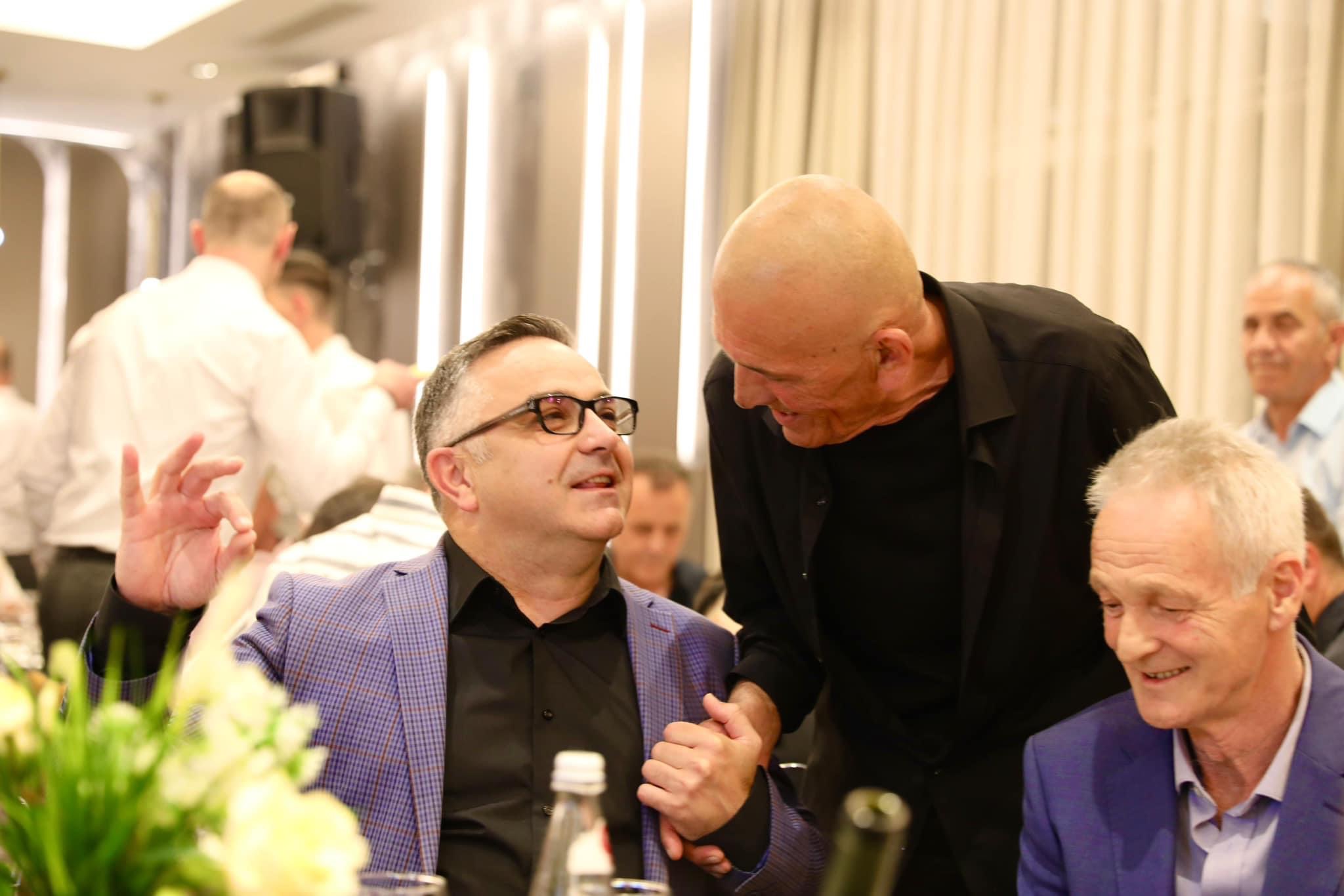 Besnik Tahiri vlerson larte figuren e Ramadan Zenelit – Dani me rastin e ditëlindjes