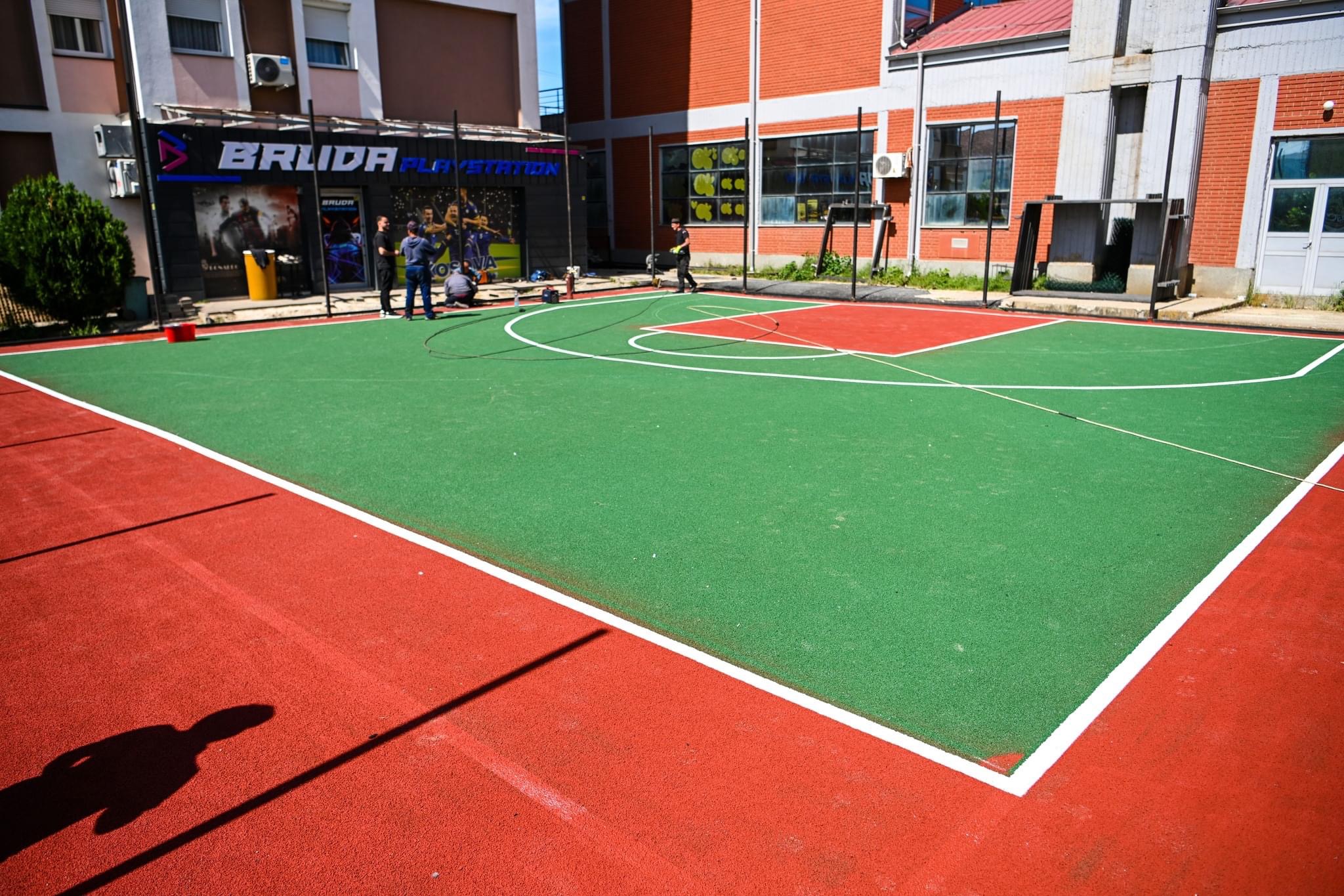 Qyteti i Podujevës së shpejti me fushë të re të basketbollit