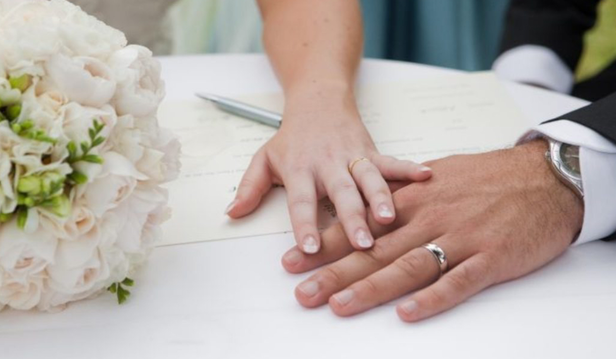 Bie numri i kurorëzimeve në Kosovë