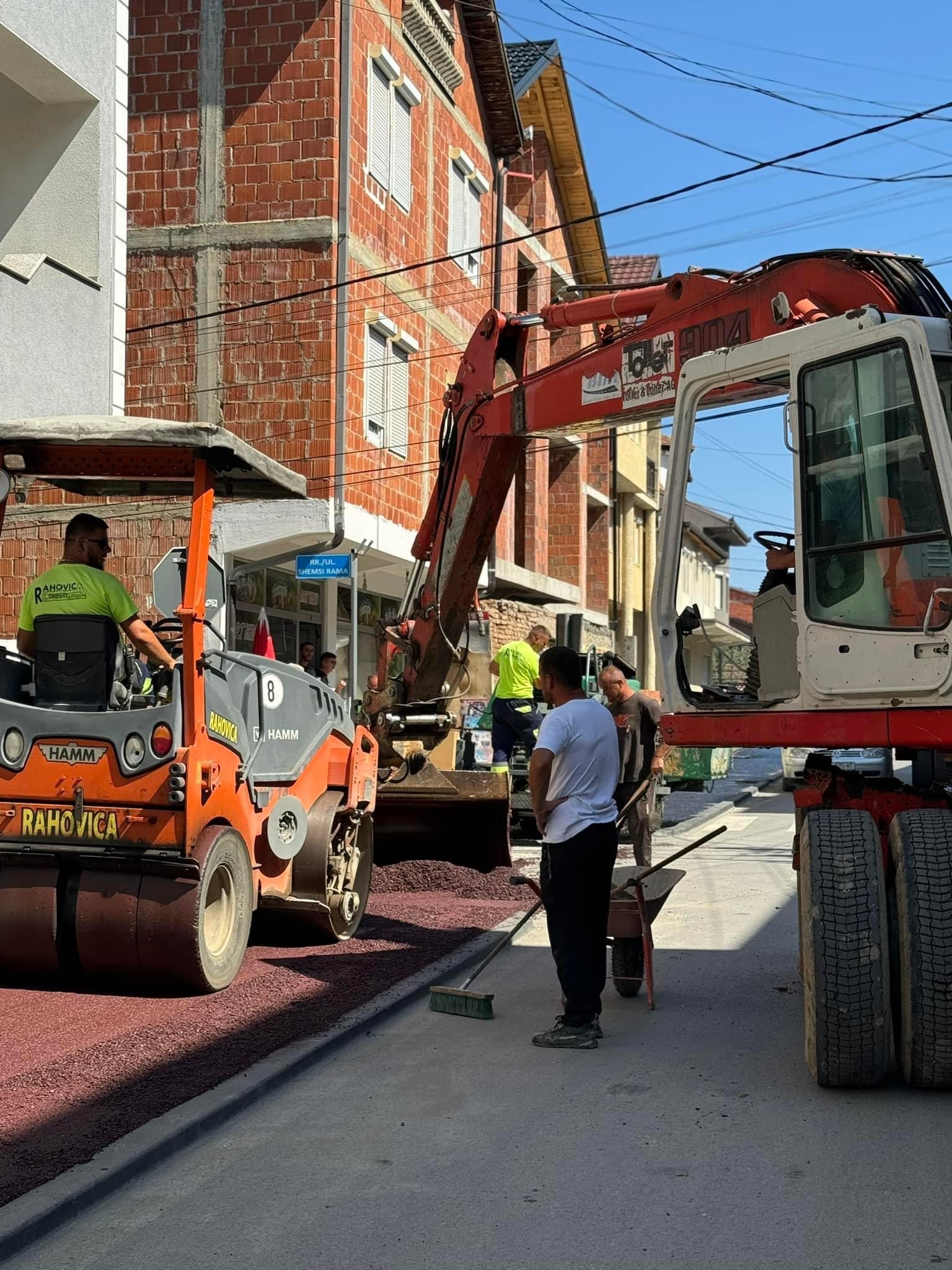 Po ndërtohet shtegu i biçikletave në rrugën “Hakif Zejnullahu”