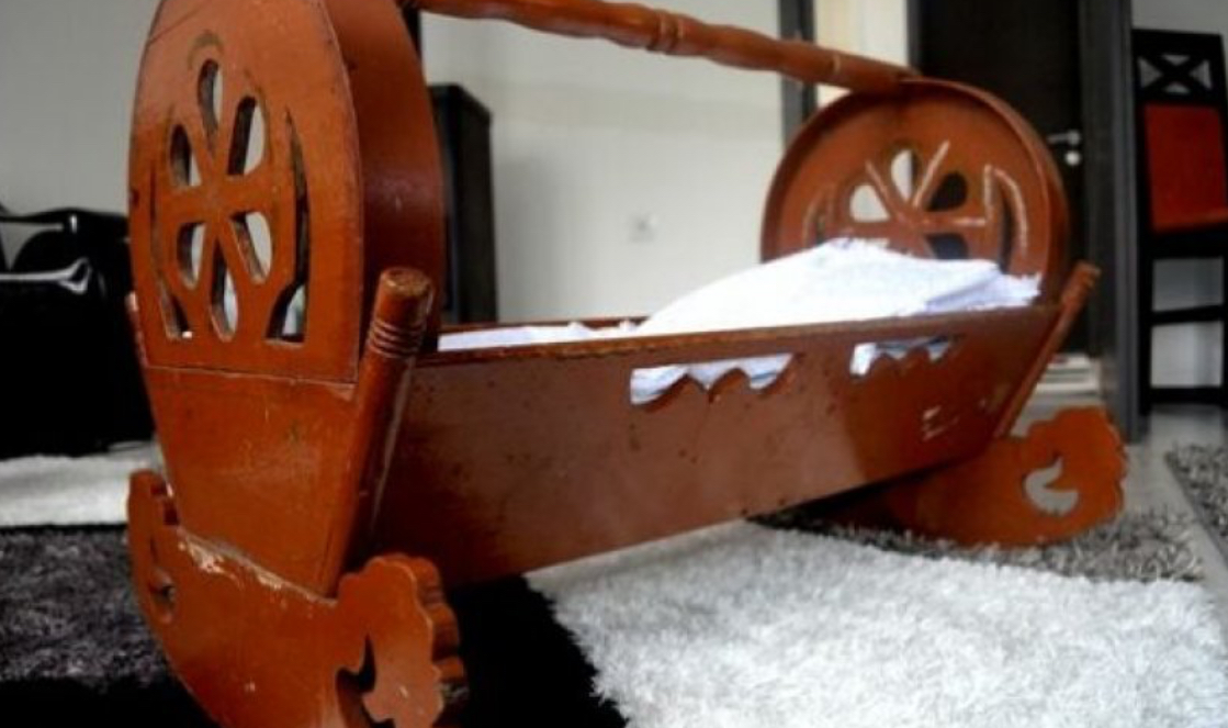 Rasti i dhimbshëm në Podujevë, mjeku i urgjencës flet për rastin e 2-vjeçares që dyshohet se vdiq në djep