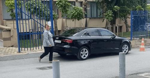 Dejona Mihali përfundon dëshminë e në Prokurorinë Speciale, u ‘ikë’ gazetarëve