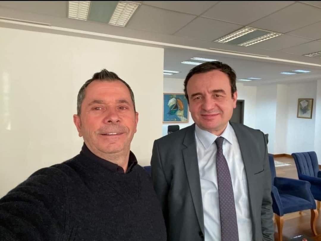 Gashi: “Gabim katastrofal i Albin Kurtit”, më në fund Tomë Gashi i del kundër kryeministrit për Halil Kastratin