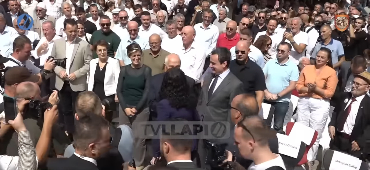 Gërvalla e arsyeton Osmanin pasi që nuk ia dha dorën në Podujevë: Rreshti ishte i gjatë