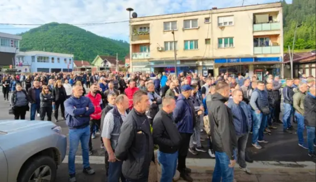 Sot do mbahet protesta nga serbët në Zubin Potok