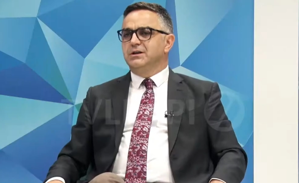 Dështimi i ekzekutimit të pagave, Tahiri: O djem, mos luani me njerëzit