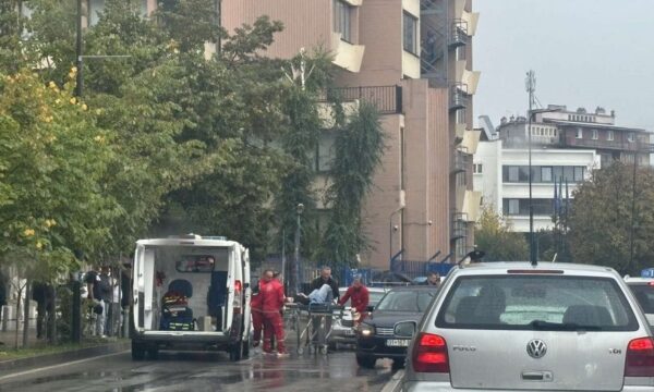 Vetura i goditi dy vajza – Policia jep detaje për aksidentin në rrugën “Luan Haradinaj”