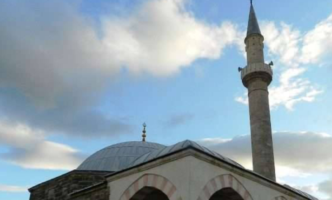 Vidhet arka e bamirësisë në xhaminë e Siqevës
