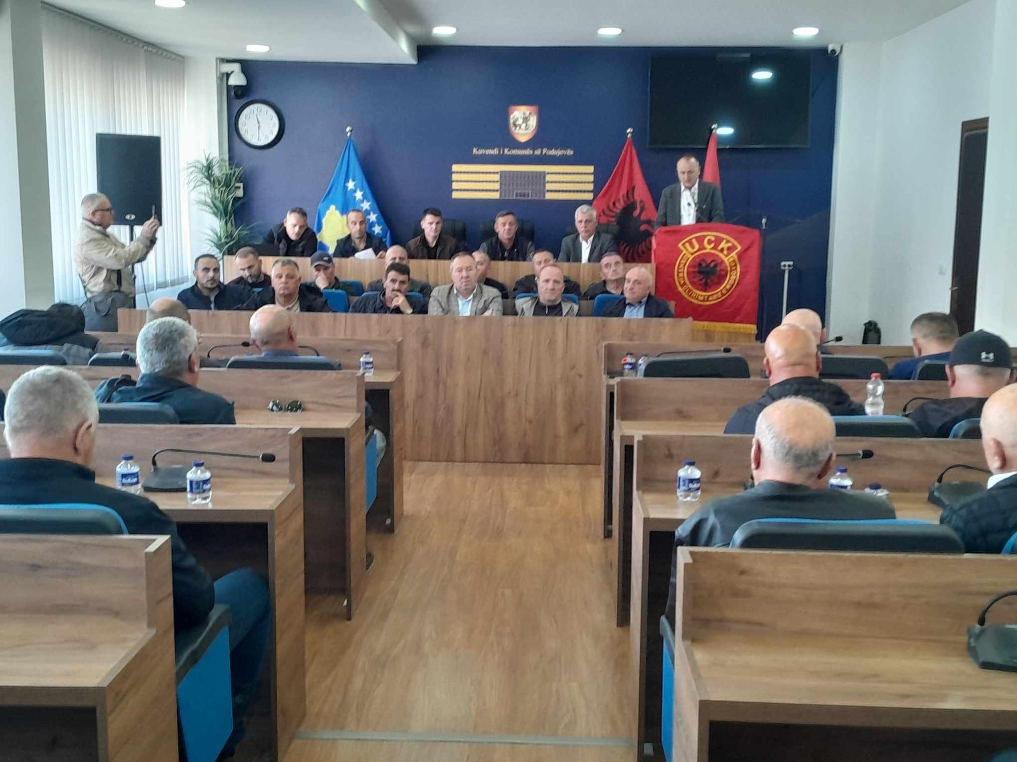 Rafet Llapashtica zgjidhet kryetar i degës së OVL të UÇK-së në Podujevë