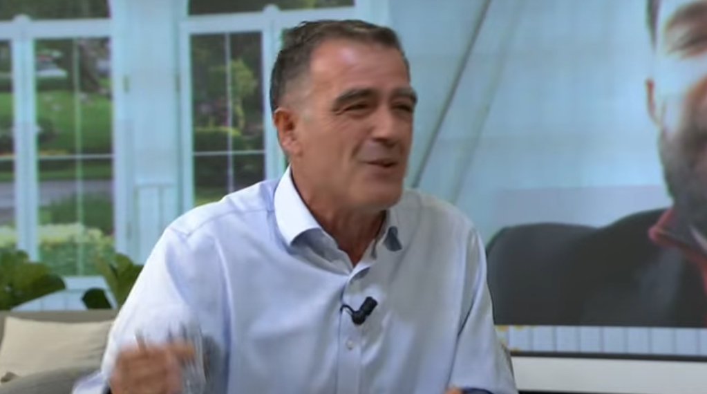 Vendosja e kryqit 70 metra në Podujevë, shkakton debat të nxehtë mes Brecës e Shalës