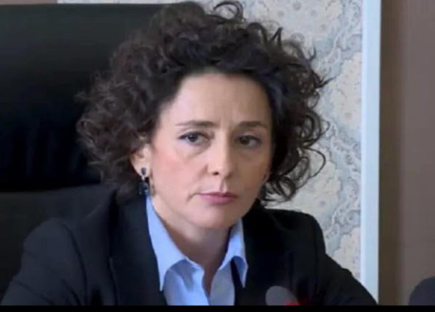Ish-ministrja e qeverisë së Kosovës intervistohet nga Departamenti i Krimeve Ekonomike