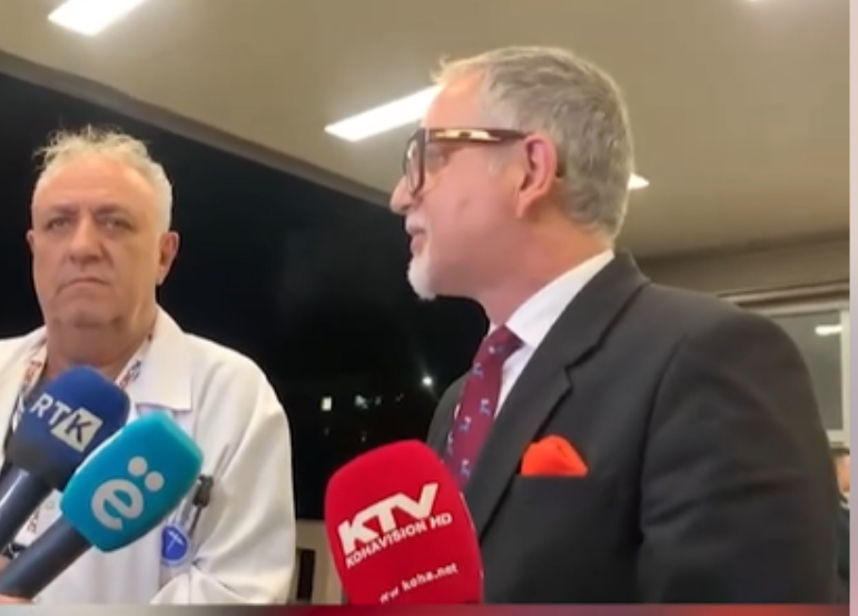 Arben Vitia shkon në QKUK, tregon për gjendjen shëndetësore të të plagosurve nga sulmi me thikë në Ferizaj