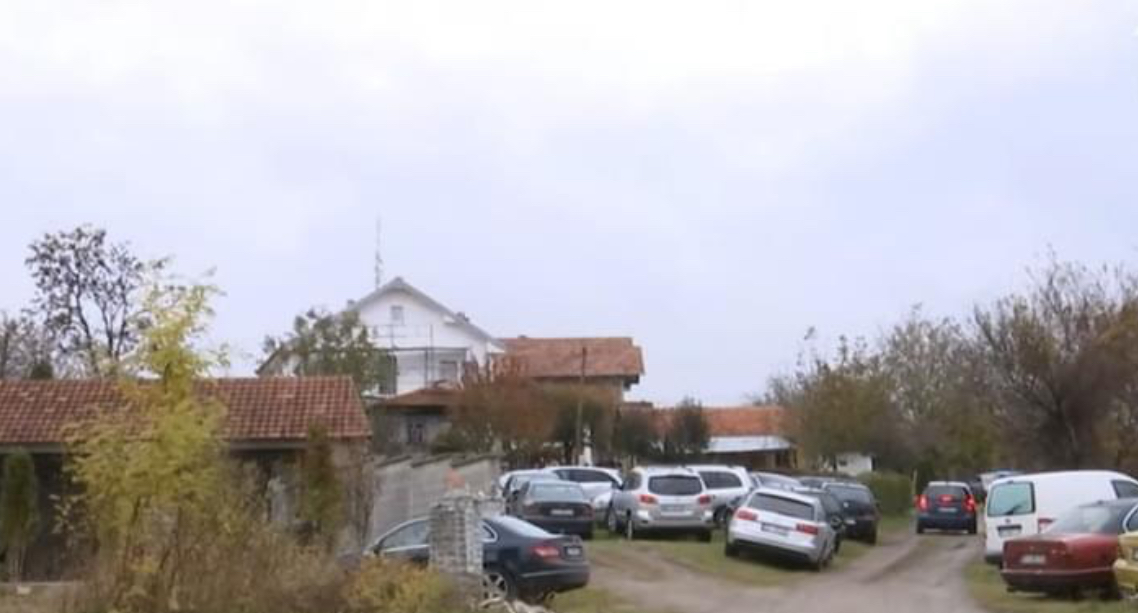 “Një vajzë dyshohet se ishte motivi”, detaje nga vrasja e dyfishtë në Klinë