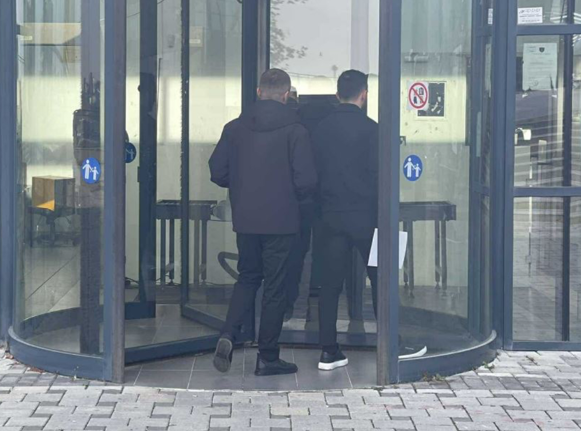 Forumi i LDK-së dorëzon kallëzim penal në Prokurori, ndaj Pecit e Pacollit