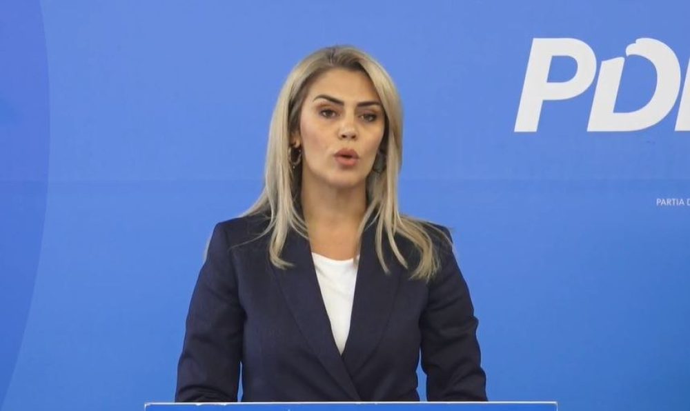 “Kazerma ‘Adem Jashari’ 6 orë pa rrymë, ku është Maqedonci?”, pyet Deliu