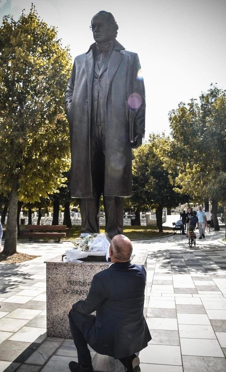 Hyseni: Sot përkujtohet lindja e Liderit të Paqes, Presidentit Historik, Dr. Ibrahim Rugova
