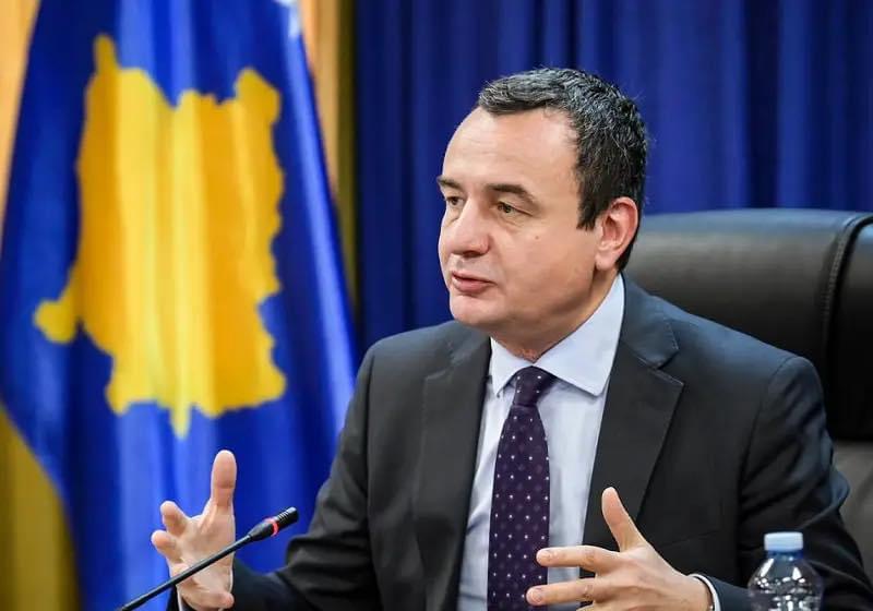 Kurti i kërkon Kallasit që Serbia ta dorëzojë Radoiçiqin në Kosovë