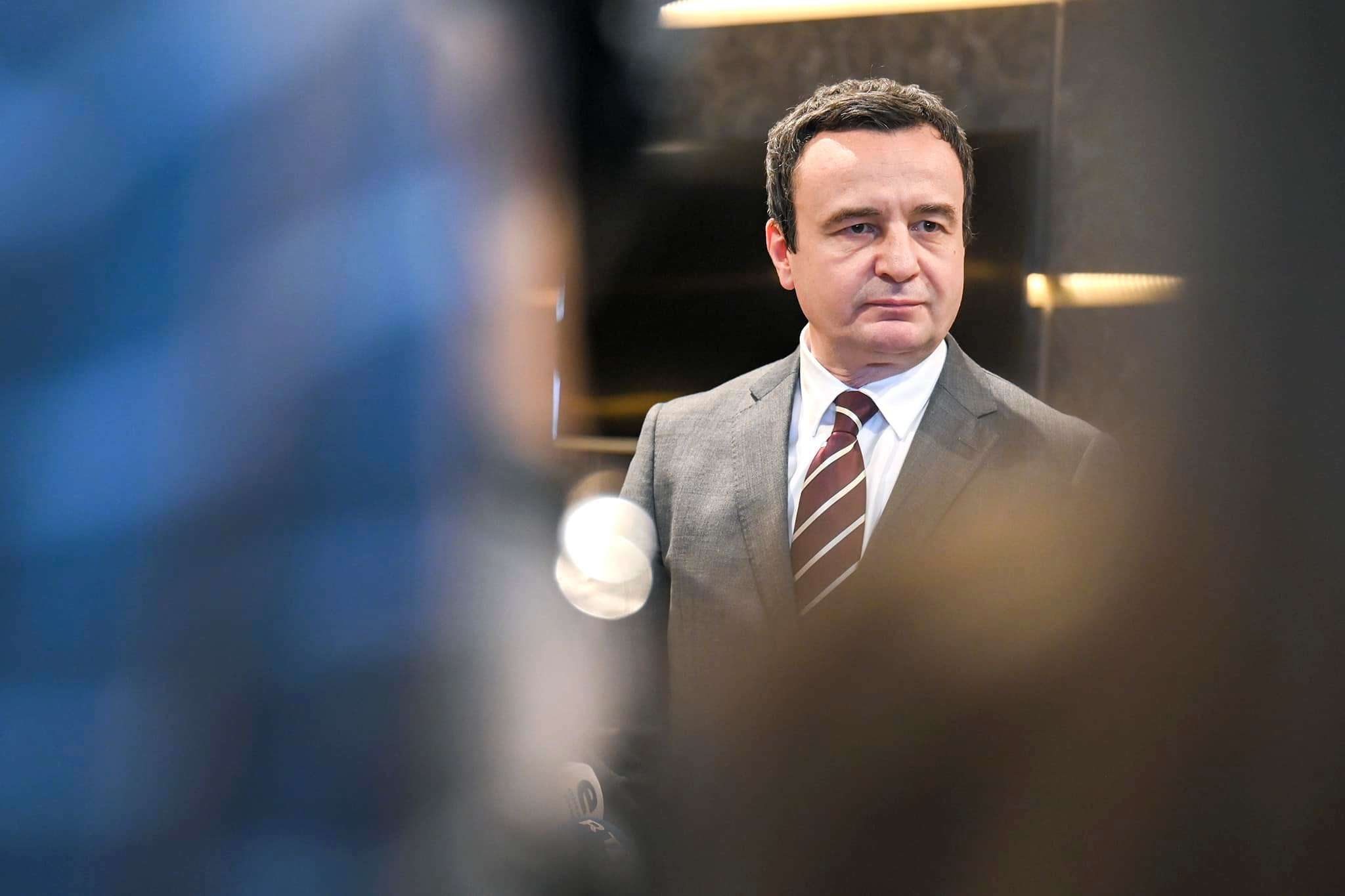 Kandidati i VV për deputet: Albin Kurti po e bën Kosovën me 23 mijë foshnja për dhjetë muaj