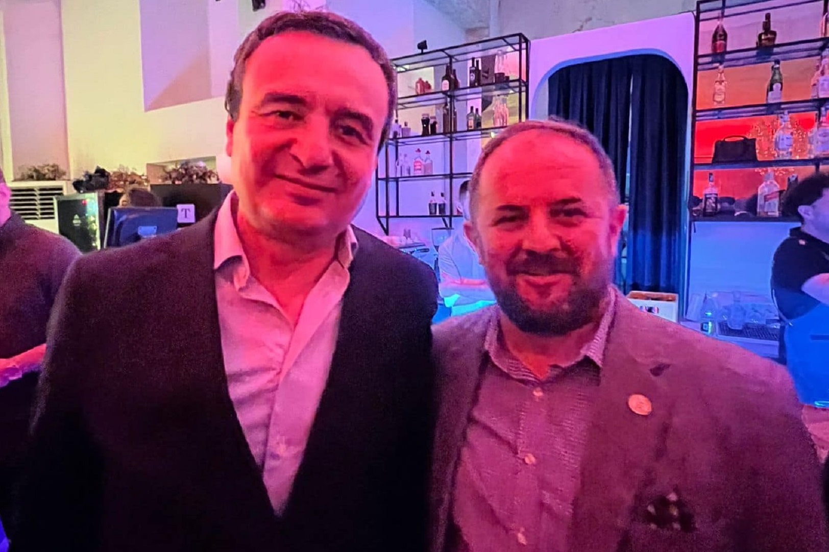 Analisti Gazmir Raci i bashkohet Vetëvendosjes, futet në garë për deputet!