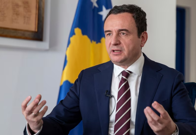 Kurti ende në vizitë në Slloveni, nuk paraqitet në Prokurorinë Speciale për t’u intervistuar