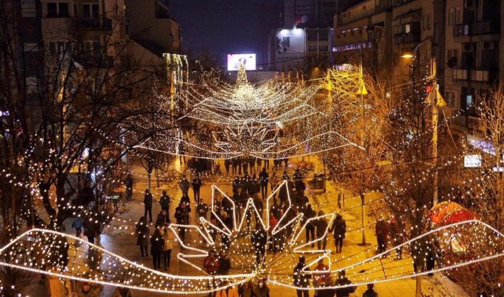 Komuna e Prishtinës fton qytetarët për kujdes të shtuar në hapësirat e mbipopullura, njofton edhe për rritjen e masave të sigurisë
