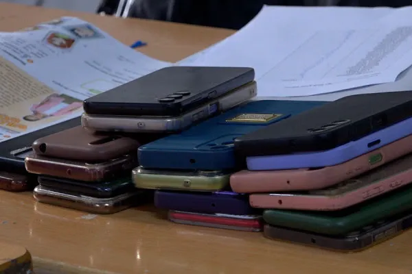 “Kjo është për t’u frikësuar”, prindërit në hall me sfidat e Tiktokut