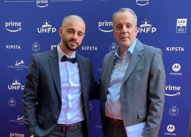 Babai i Edon Zhegrovës zbulon nëse djali i tij do të transferohet në Napoli