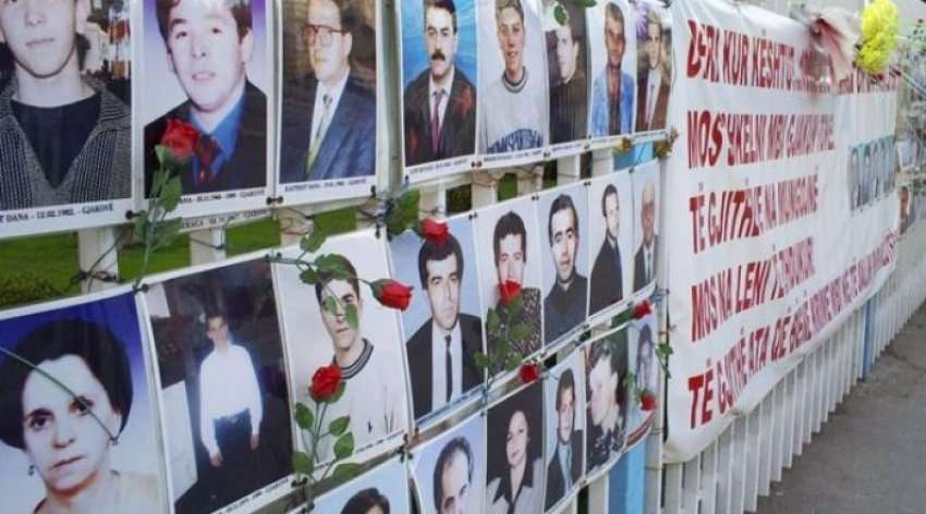 Ngecin kërkimet për të zhdukurit gjatë luftës, Serbia mban peng arkivat