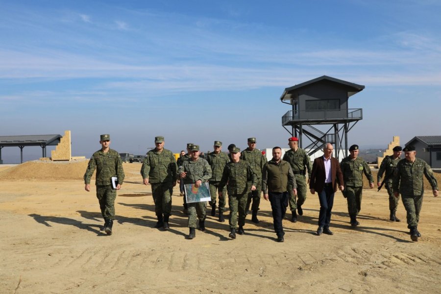 FSK-ja pranon poligonin e qitjes nga Ushtria Amerikane