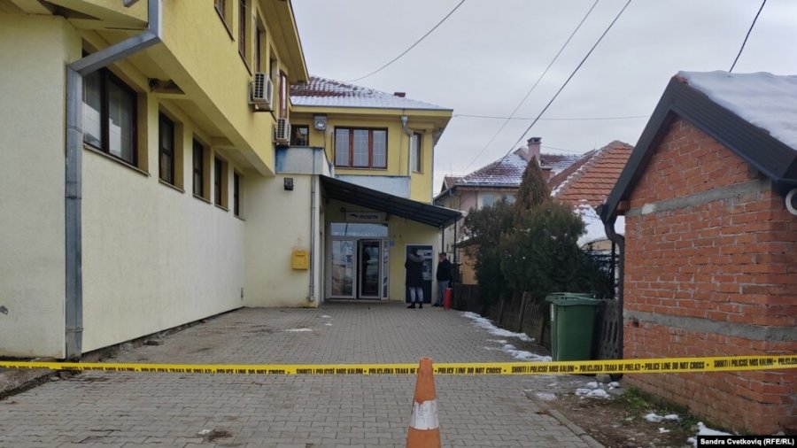 Policia e Kosovës hyn në institucionet serbe në Graçanicë