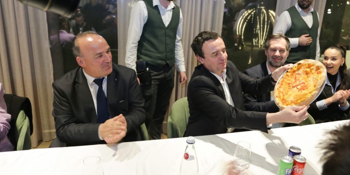 Bulliqi: Bashkë me qytetarë po punojmë për sigurimin e 500 mijë zemrave