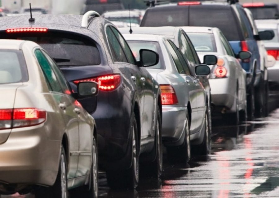 Kosova miraton ligjin/ Nga 1 janari s’ka zhdoganim të automjeteve të prodhuara para vitit 2015