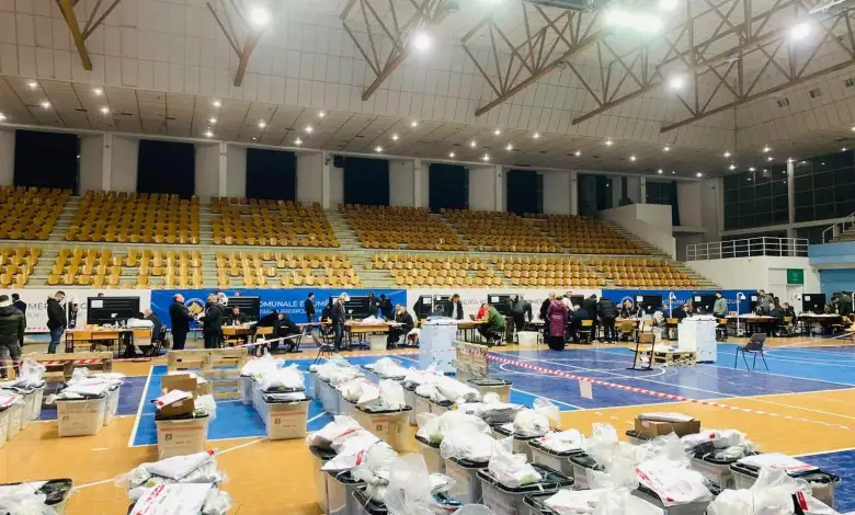 Edhe 7 vendvotime të paprocesuara, asnjë ndryshim në faqen e KQZ-së nga 12 shkurti